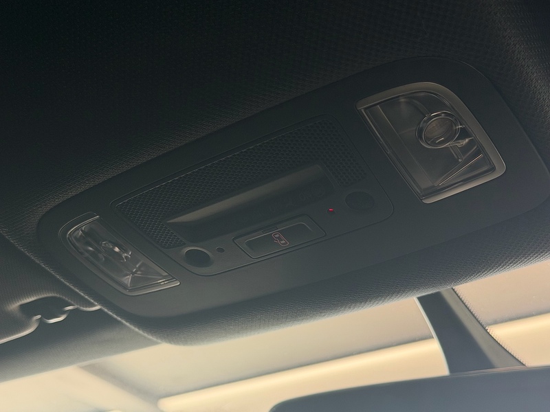 Audi TT 2.0 TFSI 40 S line Coupe 3dr Petrol S Tronic Euro 6 (s/s) (197 ps) - U6363