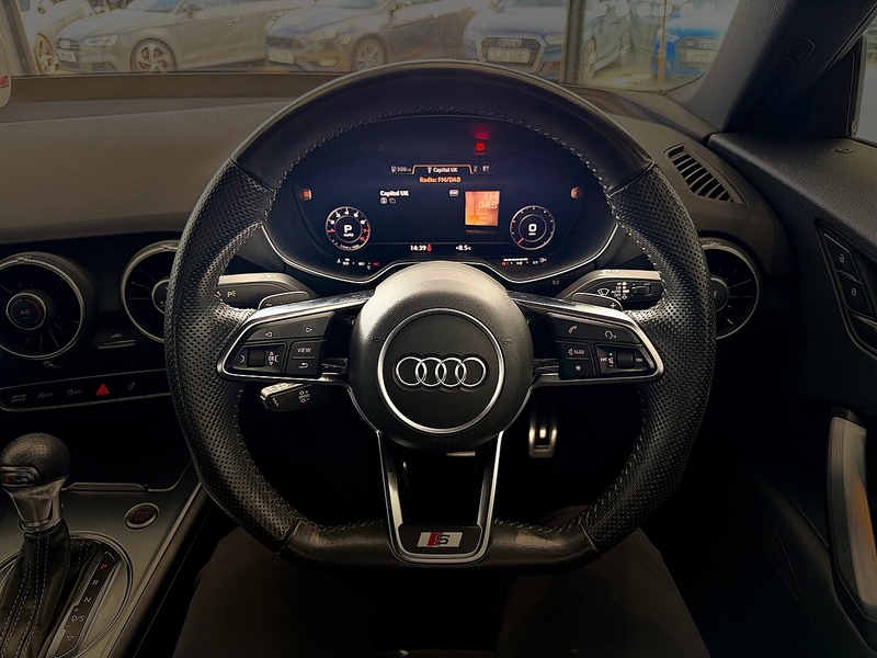 Audi TT 2.0 TFSI 40 S line Coupe 3dr Petrol S Tronic Euro 6 (s/s) (197 ps) - U6363