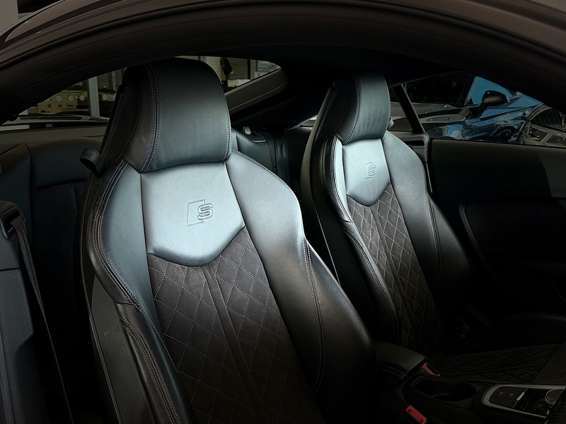 Audi TT 2.0 TFSI 40 S line Coupe 3dr Petrol S Tronic Euro 6 (s/s) (197 ps) - U6363