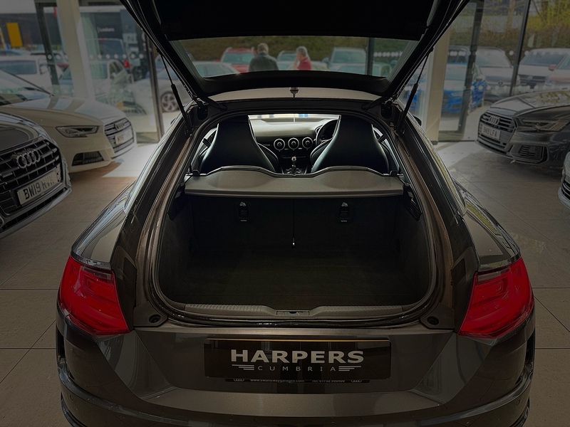 Audi TT 2.0 TFSI 40 S line Coupe 3dr Petrol S Tronic Euro 6 (s/s) (197 ps) - U6363