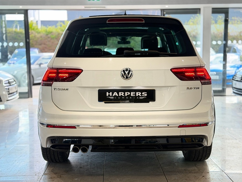 Volkswagen Tiguan 2.0 TDI BlueMotion Tech R-Line SUV 5dr Diesel Manual Euro 6 (s/s) (150 ps) - U6364