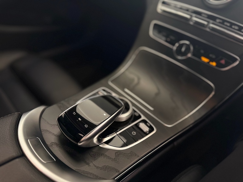 Mercedes-Benz C Class 1.6 C200d AMG Line (Premium Plus) Estate 5dr Diesel G-Tronic+ Euro 6 (s/s) (160 ps) - U6368