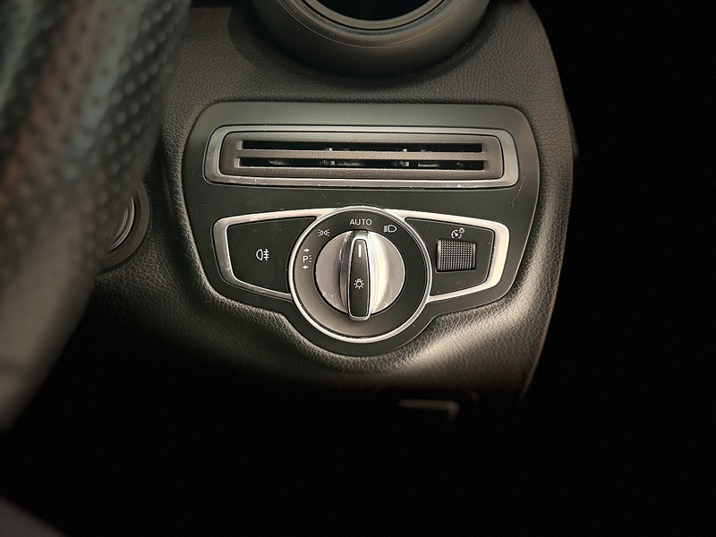 Mercedes-Benz C Class 1.6 C200d AMG Line (Premium Plus) Estate 5dr Diesel G-Tronic+ Euro 6 (s/s) (160 ps) - U6368