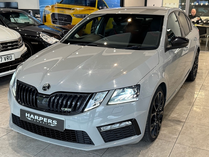Skoda Octavia 2.0 TSI vRS Hatchback 5dr Petrol DSG Euro 6 (s/s) (245 ps) - U6372
