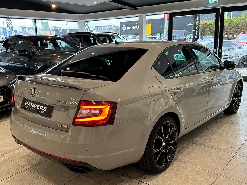 Skoda Octavia 2.0 TSI vRS Hatchback 5dr Petrol DSG Euro 6 (s/s) (245 ps) - U6372