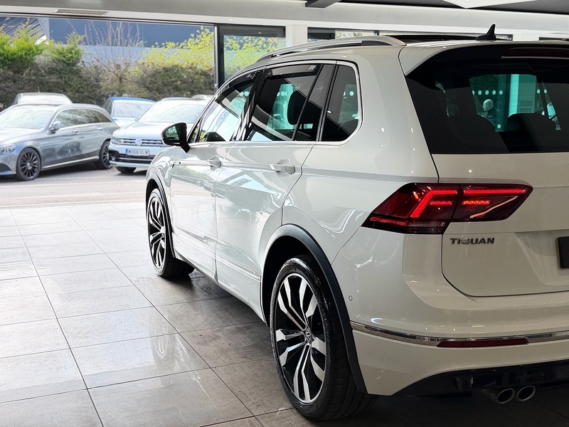 Volkswagen Tiguan 1.5 TSI EVO R-Line Tech SUV 5dr Petrol DSG Euro 6 (s/s) (150 ps) - U6373