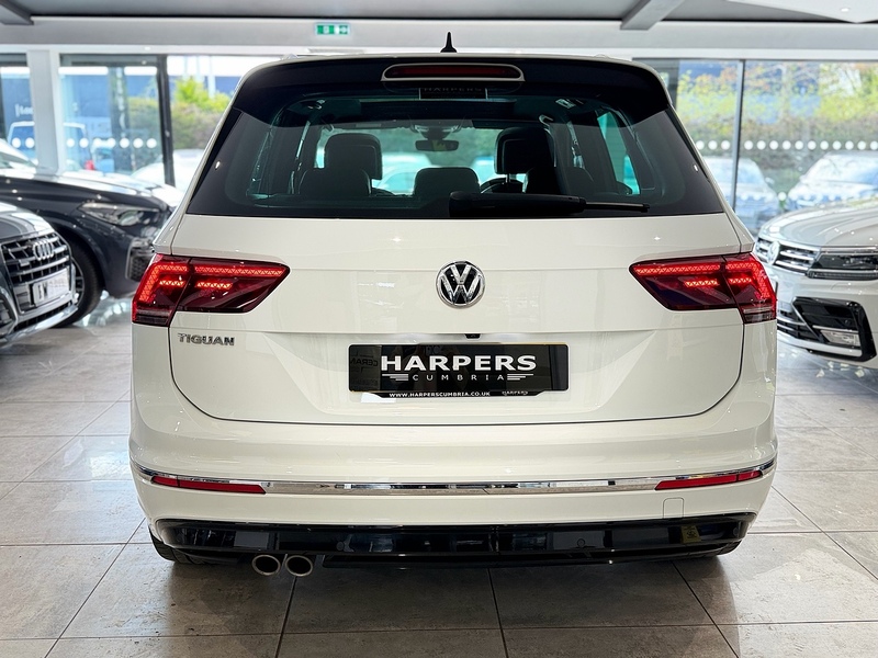 Volkswagen Tiguan 1.5 TSI EVO R-Line Tech SUV 5dr Petrol DSG Euro 6 (s/s) (150 ps) - U6373