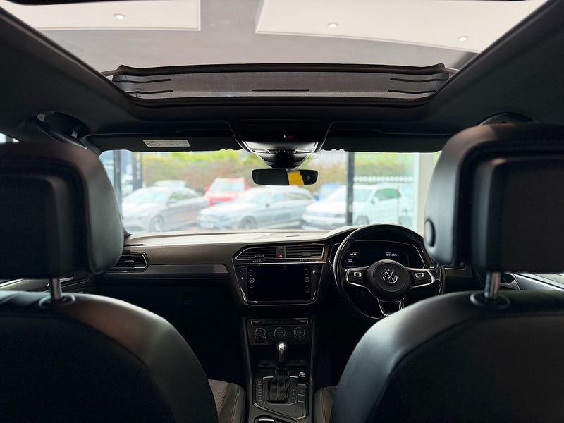 Volkswagen Tiguan 1.5 TSI EVO R-Line Tech SUV 5dr Petrol DSG Euro 6 (s/s) (150 ps) - U6373