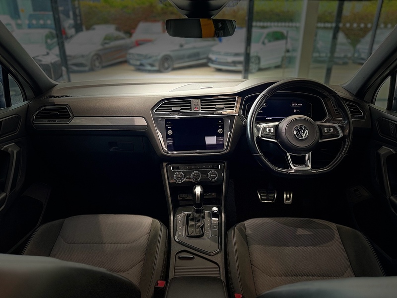 Volkswagen Tiguan 1.5 TSI EVO R-Line Tech SUV 5dr Petrol DSG Euro 6 (s/s) (150 ps) - U6373