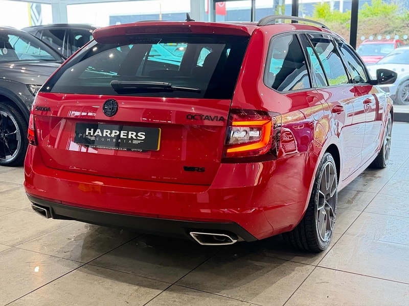Skoda Octavia 2.0 TSI GPF vRS Estate 5dr Petrol DSG Euro 6 (s/s) (245 ps) - U6388