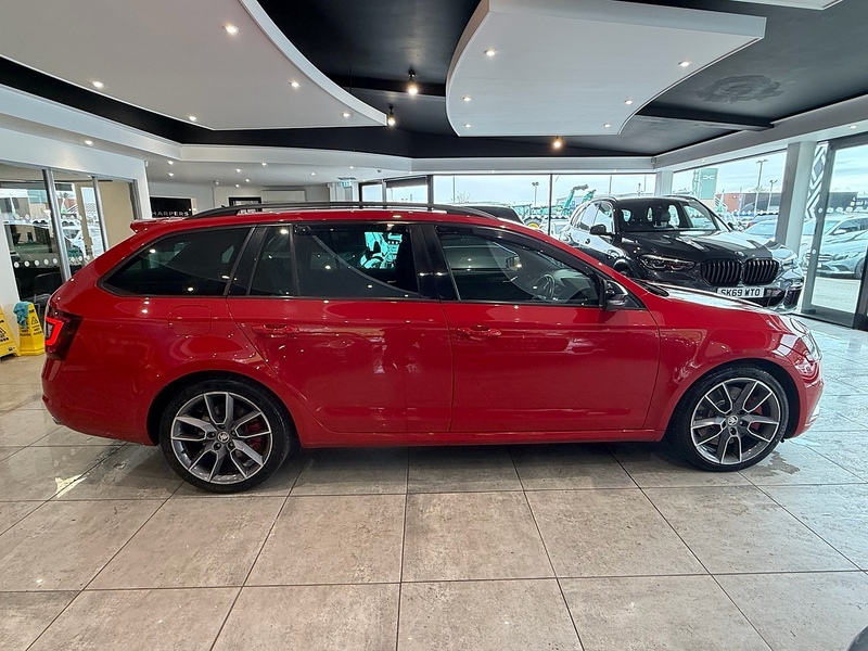 Skoda Octavia 2.0 TSI GPF vRS Estate 5dr Petrol DSG Euro 6 (s/s) (245 ps) - U6388