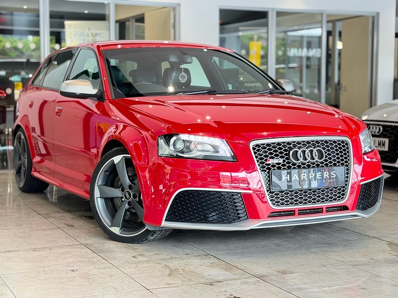 Audi RS3 TFSI Hatchback 2.5 Automatic Petrol - U6390