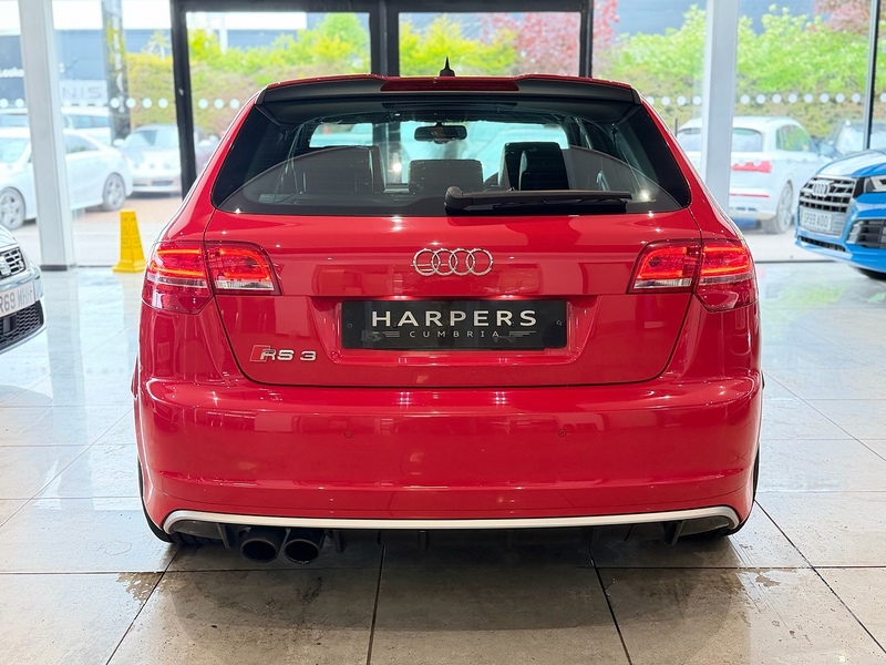 Audi RS3 TFSI Hatchback 2.5 Automatic Petrol - U6390