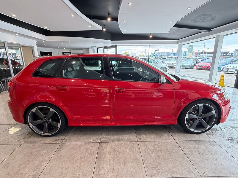 Audi RS3 TFSI Hatchback 2.5 Automatic Petrol - U6390