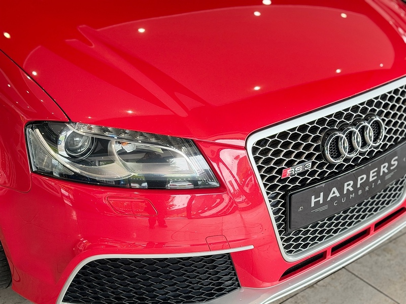 Audi RS3 TFSI Hatchback 2.5 Automatic Petrol - U6390