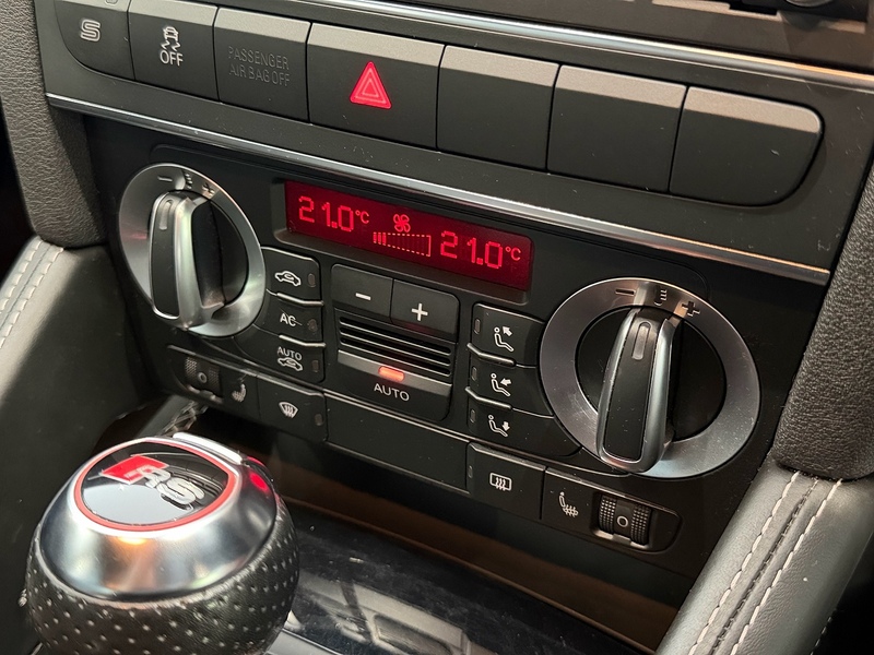Audi RS3 TFSI Hatchback 2.5 Automatic Petrol - U6390