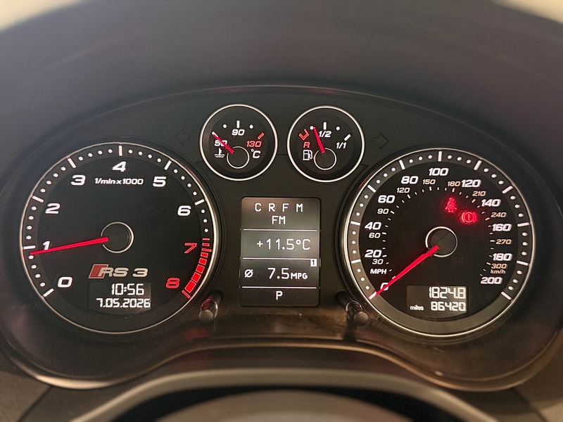 Audi RS3 TFSI Hatchback 2.5 Automatic Petrol - U6390