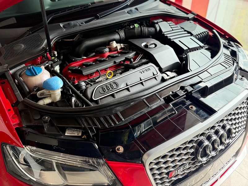 Audi RS3 TFSI Hatchback 2.5 Automatic Petrol - U6390