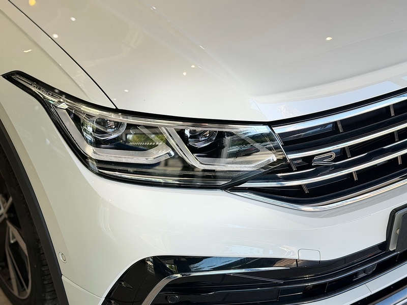 Volkswagen Tiguan 1.5 TSI R-Line SUV 5dr Petrol DSG Euro 6 (s/s) (150 ps) - U6395
