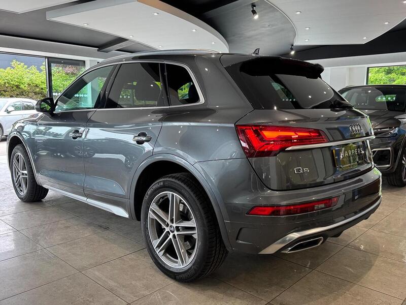 Audi Q5 2.0 TDI 40 S line SUV 5dr Diesel S Tronic quattro Euro 6 (s/s) (204 ps) - U6397