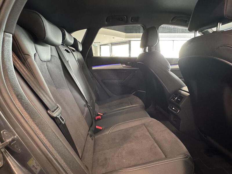 Audi Q5 2.0 TDI 40 S line SUV 5dr Diesel S Tronic quattro Euro 6 (s/s) (204 ps) - U6397