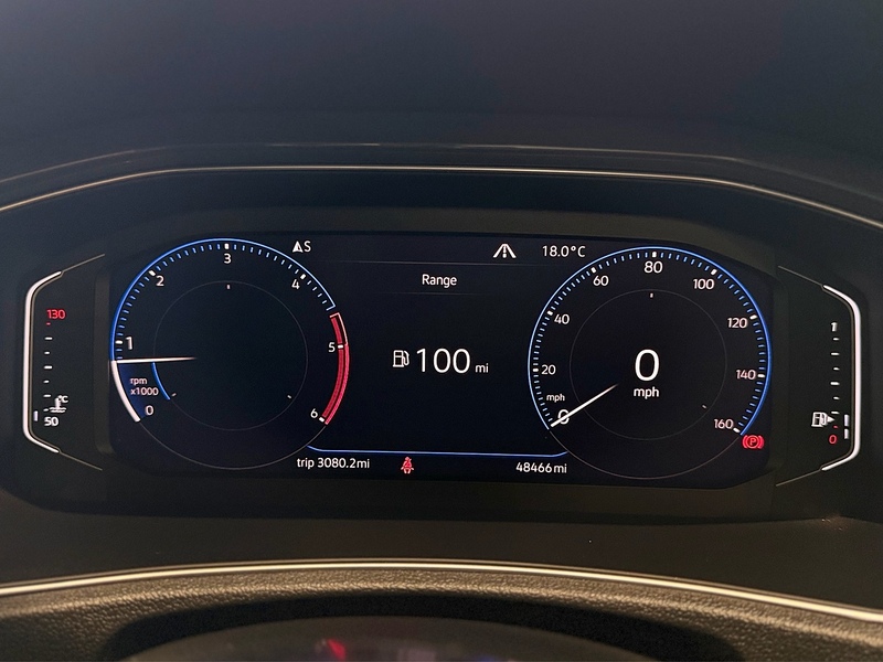 Volkswagen T-Roc TDI R-Line SUV 1.6 Manual Diesel - U6409