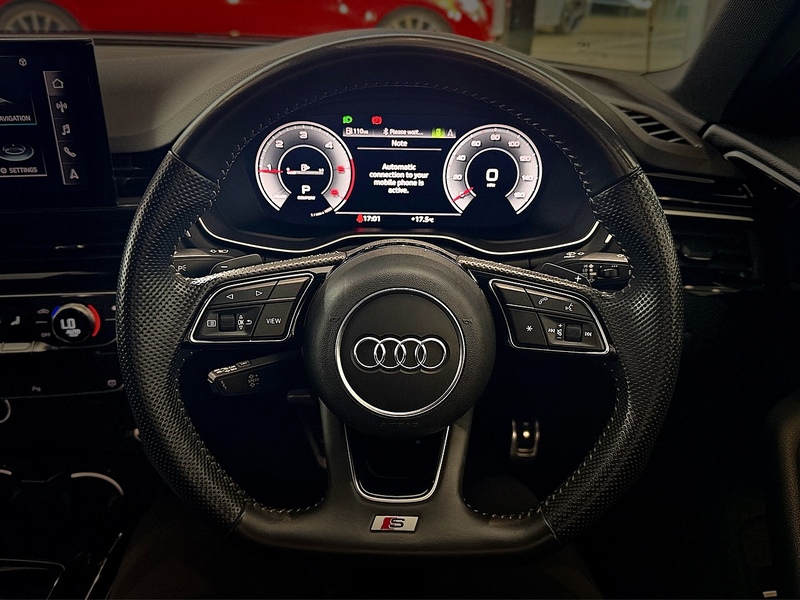 Audi A4 Avant 2.0 TDI 35 Black Edition Estate 5dr Diesel S Tronic Euro 6 (s/s) (163 ps) - U6421