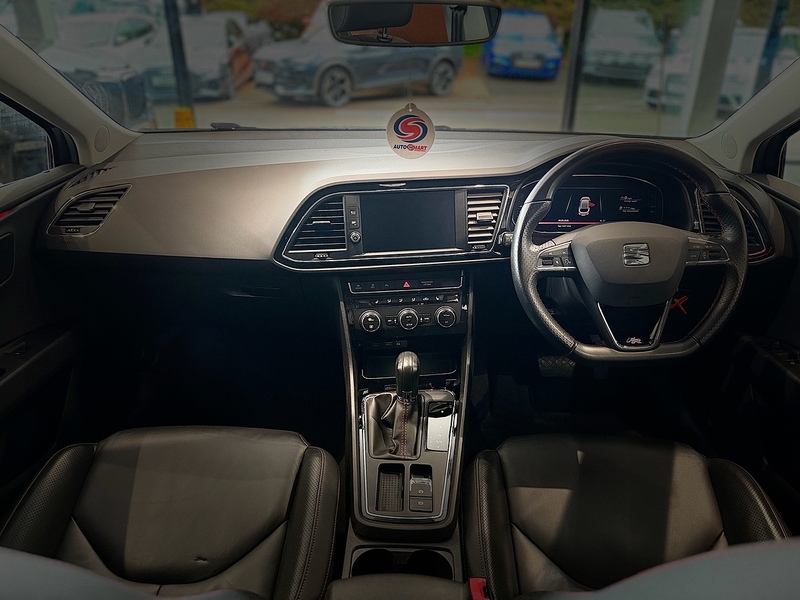 SEAT Leon TDI FR Sport Estate 2.0 Automatic Diesel - U6427