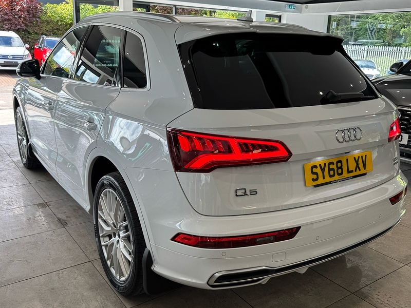 Audi Q5 2.0 TFSI S line SUV 5dr Petrol S Tronic quattro Euro 6 (s/s) (252 ps) - U6430