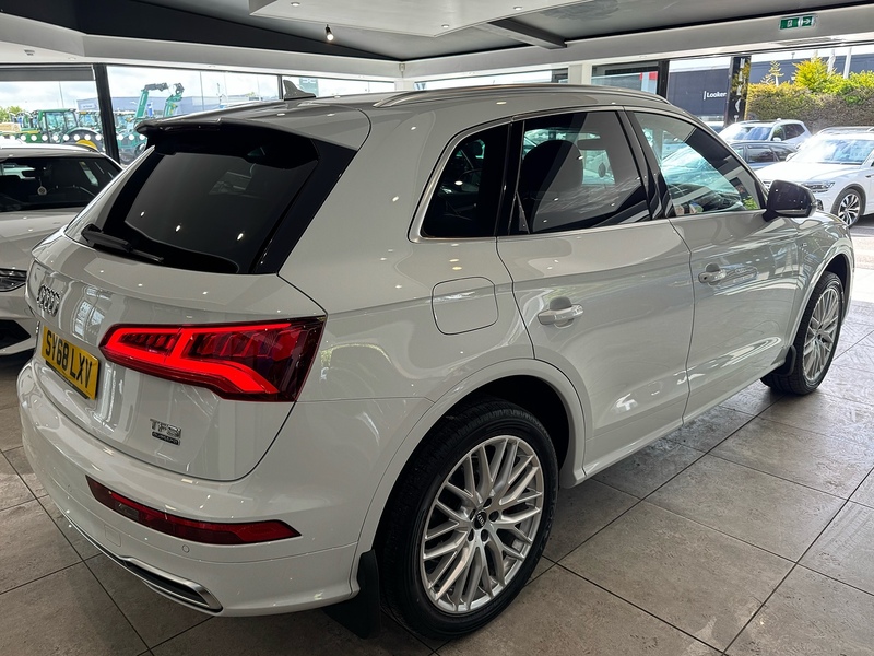 Audi Q5 2.0 TFSI S line SUV 5dr Petrol S Tronic quattro Euro 6 (s/s) (252 ps) - U6430