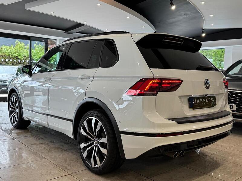 Volkswagen Tiguan 2.0 TSI R-Line Tech SUV 5dr Petrol DSG 4Motion Euro 6 (s/s) (190 ps) - U6431