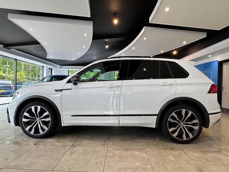 Volkswagen Tiguan 2.0 TSI R-Line Tech SUV 5dr Petrol DSG 4Motion Euro 6 (s/s) (190 ps) - U6431