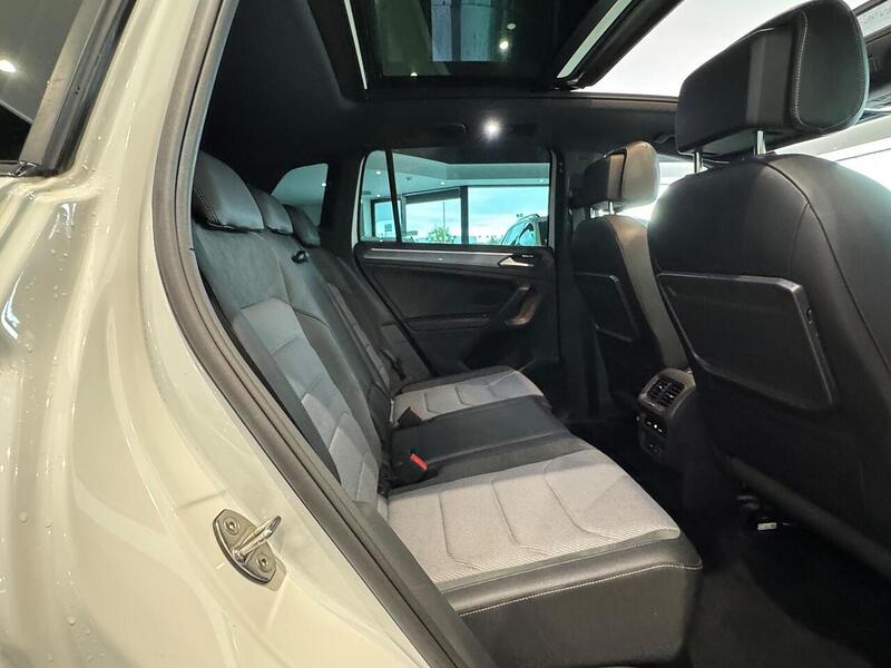 Volkswagen Tiguan 2.0 TSI R-Line Tech SUV 5dr Petrol DSG 4Motion Euro 6 (s/s) (190 ps) - U6431