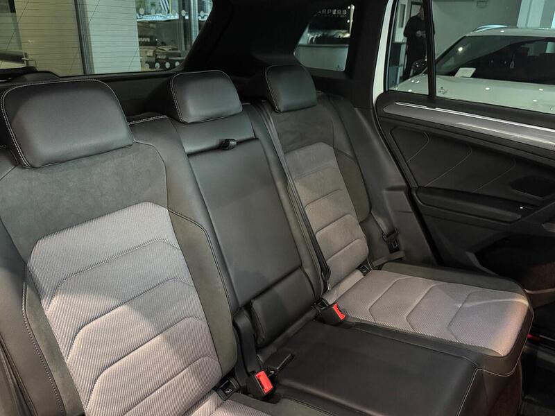 Volkswagen Tiguan 2.0 TSI R-Line Tech SUV 5dr Petrol DSG 4Motion Euro 6 (s/s) (190 ps) - U6431
