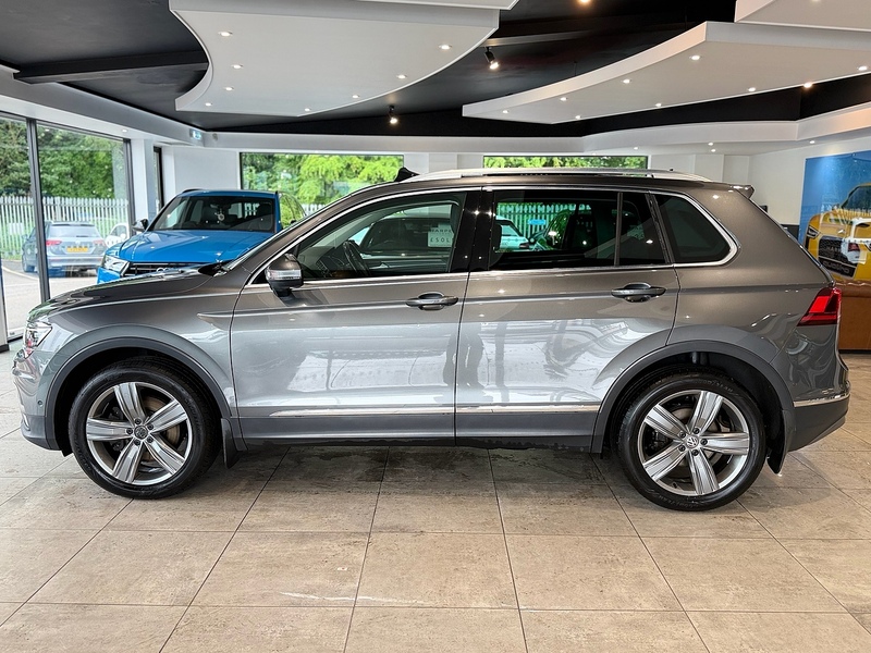 Volkswagen Tiguan TDI BlueMotion Tech SEL SUV 2.0 Automatic Diesel - U6437