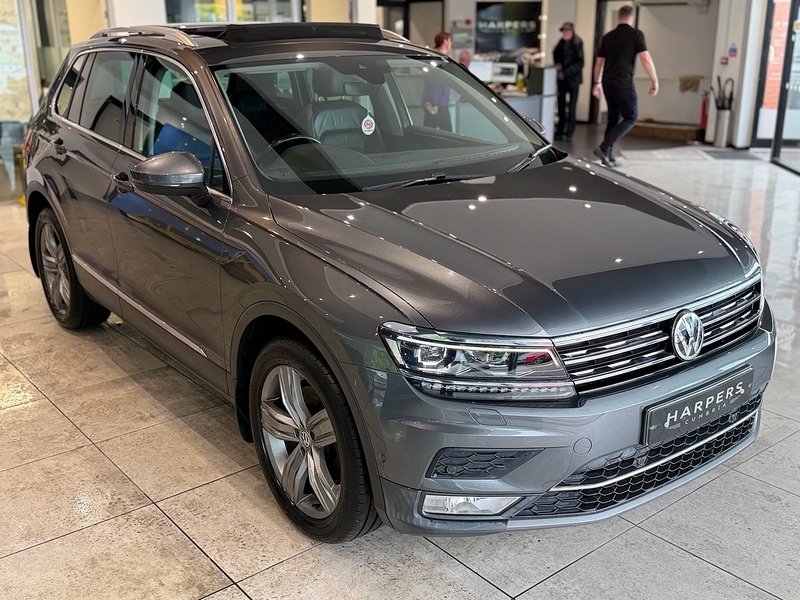 Volkswagen Tiguan TDI BlueMotion Tech SEL SUV 2.0 Automatic Diesel - U6437