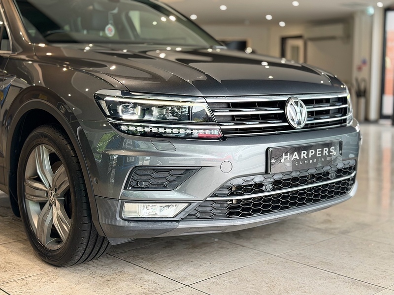 Volkswagen Tiguan TDI BlueMotion Tech SEL SUV 2.0 Automatic Diesel - U6437
