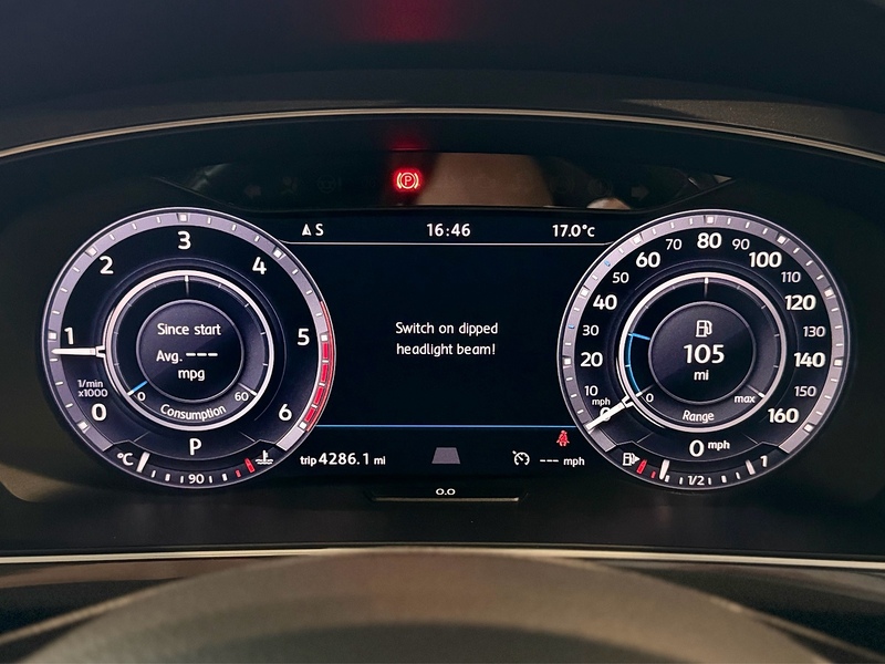 Volkswagen Tiguan TDI BlueMotion Tech SEL SUV 2.0 Automatic Diesel - U6437