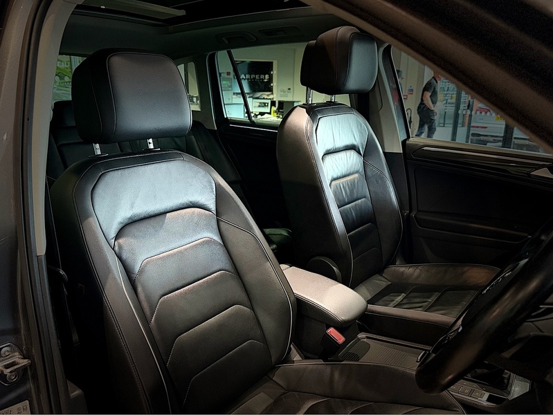 Volkswagen Tiguan TDI BlueMotion Tech SEL SUV 2.0 Automatic Diesel - U6437
