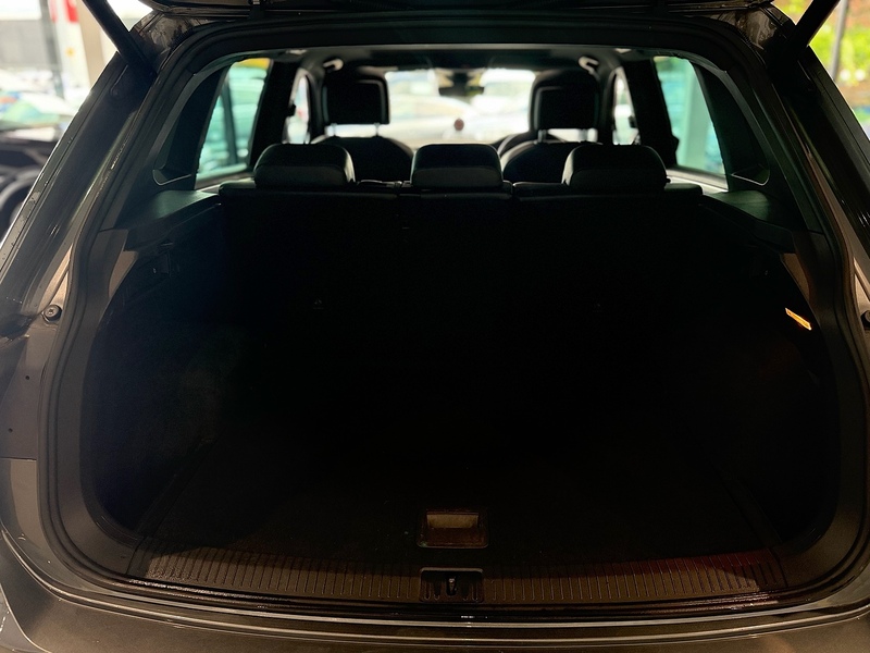 Volkswagen Tiguan 1.5 TSI EVO R-Line SUV 5dr Petrol DSG Euro 6 (s/s) (150 ps) - U6443