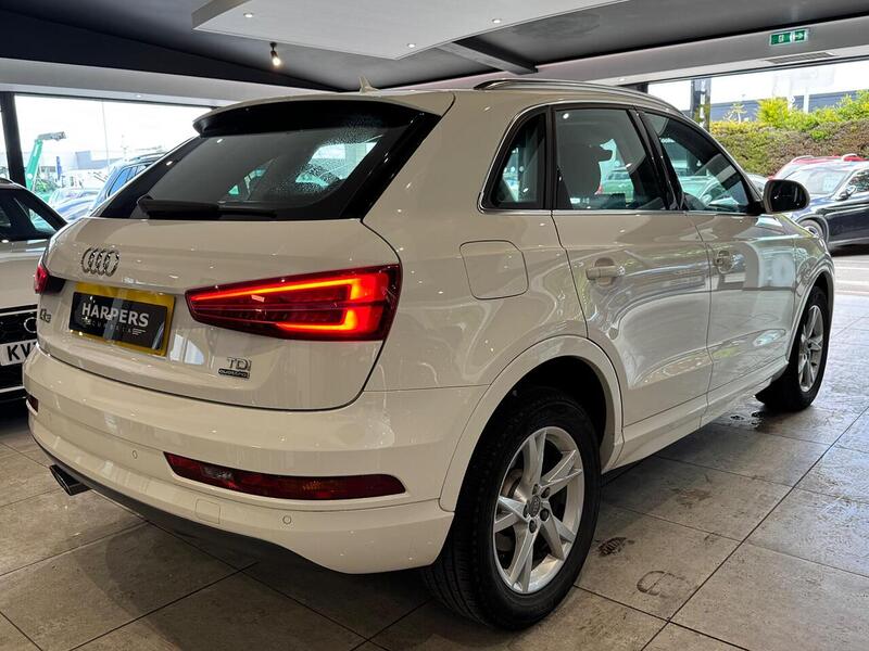 Audi Q3 TDI Sport SUV 2.0 Manual Diesel - U6447