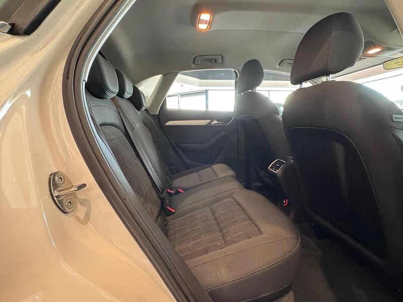 Audi Q3 TDI Sport SUV 2.0 Manual Diesel - U6447