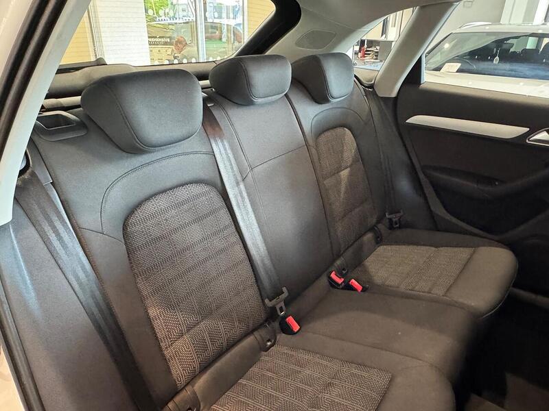 Audi Q3 TDI Sport SUV 2.0 Manual Diesel - U6447