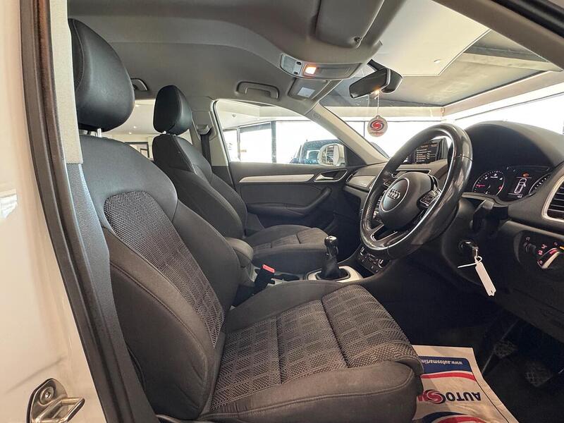 Audi Q3 TDI Sport SUV 2.0 Manual Diesel - U6447