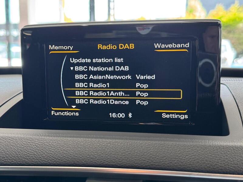 Audi Q3 TDI Sport SUV 2.0 Manual Diesel - U6447