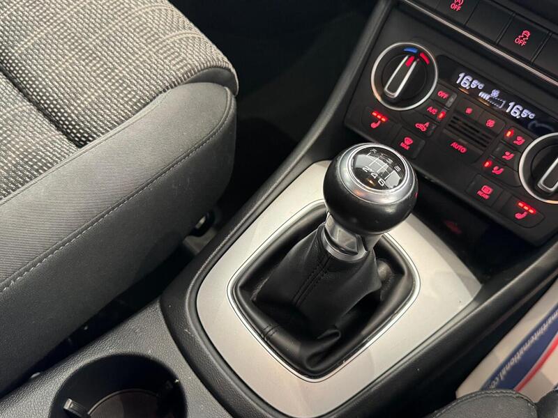 Audi Q3 TDI Sport SUV 2.0 Manual Diesel - U6447