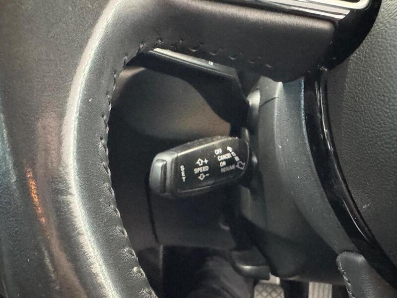 Audi Q3 TDI Sport SUV 2.0 Manual Diesel - U6447