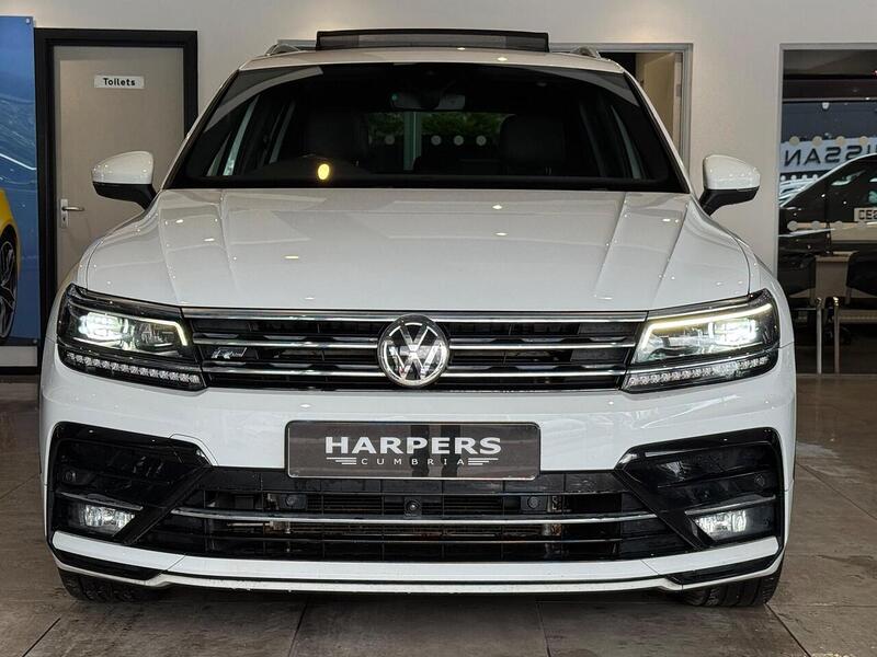 Volkswagen Tiguan 2.0 TDI R-Line Tech SUV 5dr Diesel DSG Euro 6 (s/s) (150 ps) - U6451