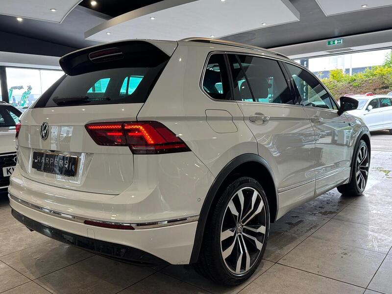 Volkswagen Tiguan 2.0 TDI R-Line Tech SUV 5dr Diesel DSG Euro 6 (s/s) (150 ps) - U6451