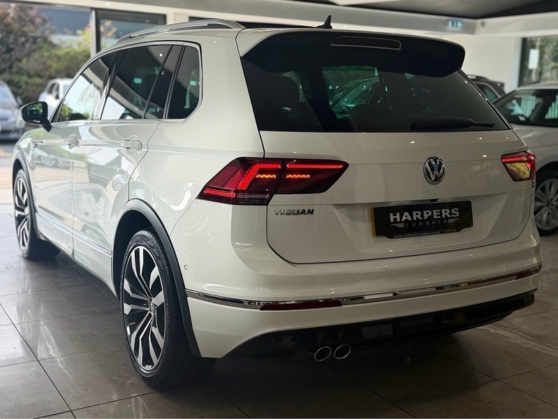 Volkswagen Tiguan 2.0 TDI R-Line Tech SUV 5dr Diesel DSG Euro 6 (s/s) (150 ps) - U6451